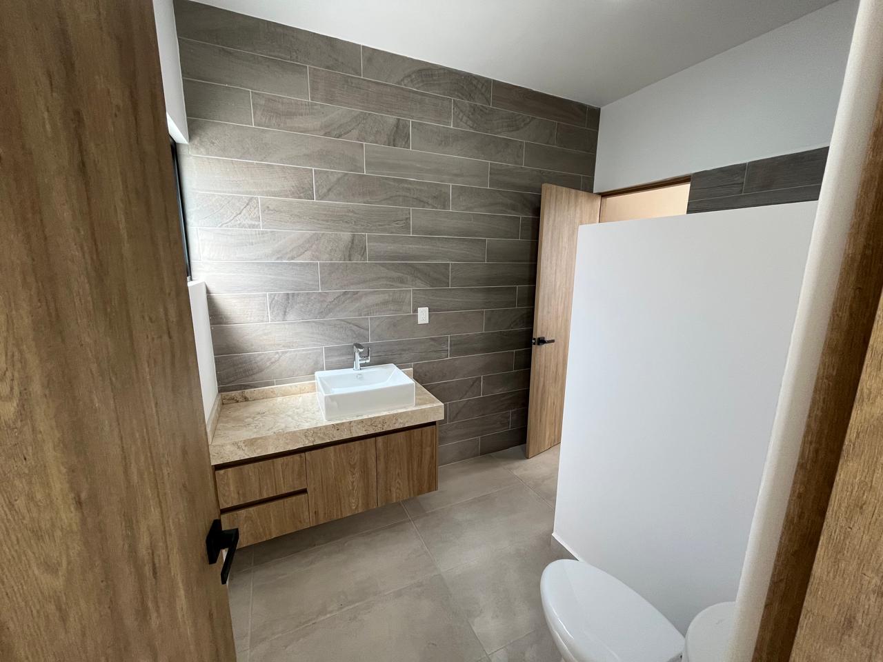 WhatsApp Image 2025-11-12 at 10.56.06 (1)