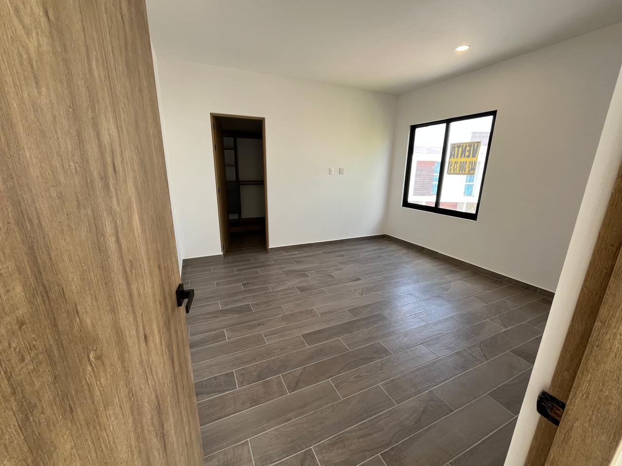 WhatsApp Image 2025-11-12 at 10.56.10 (4)